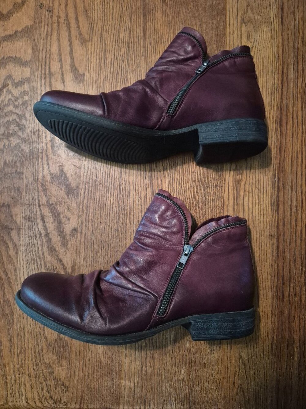Miz Mooz Ruched Leather Luna Ankle Bootie Size 9 Made in Portugal
